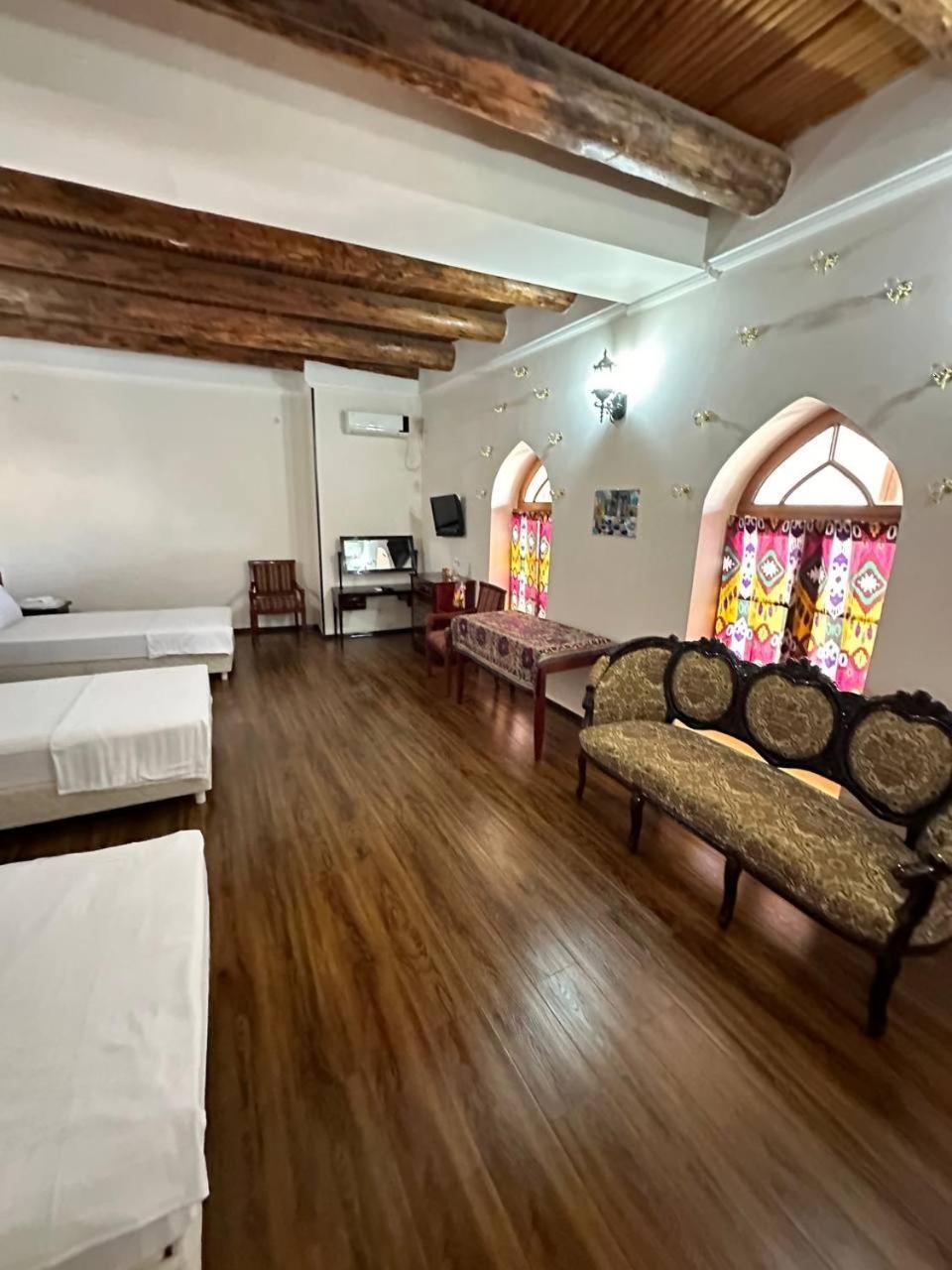 Shoxtut Boutique Hotel บูคารา ภายนอก รูปภาพ